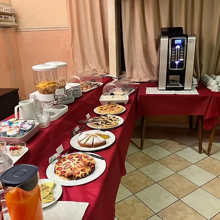 Carol Hotel 3*
