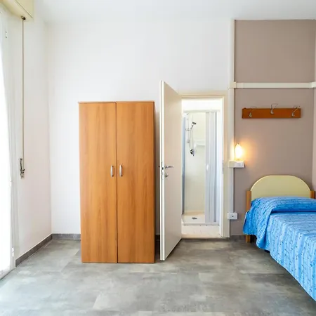 Hotel Carol