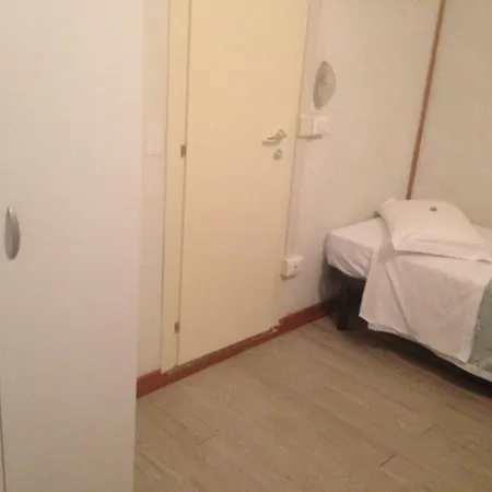 Carol Hotel